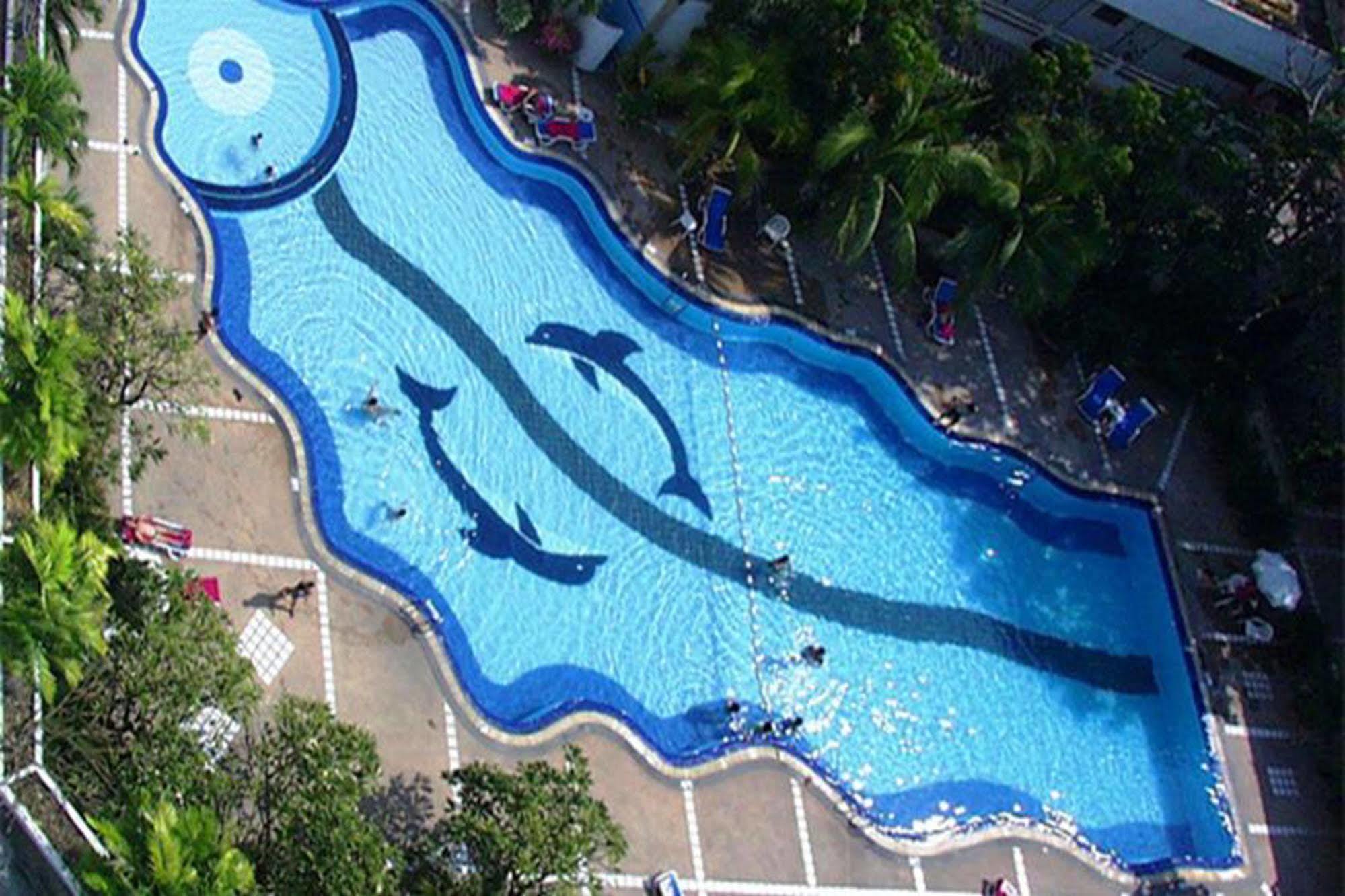 Royal Twins Palace Hotel Pattaya Exterior foto